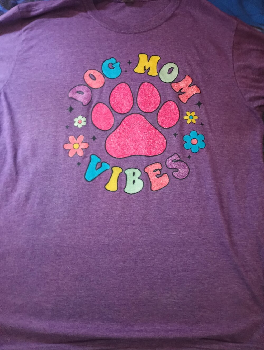 Dog Mom Vibes Purple Graphic Tee - Pink Paw Design